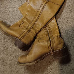 Banana Republic Winter Boots